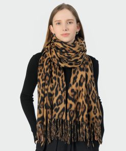 Gentle and stylish double-sided design scarf：35*195cm