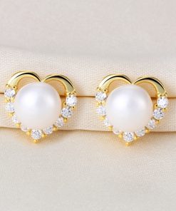 Pearl Stud Earring
