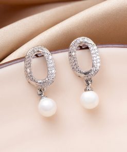 Pearl Earring