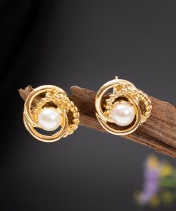 Pearl Stud Earring
