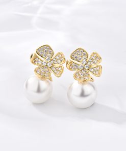 Pearl Earring