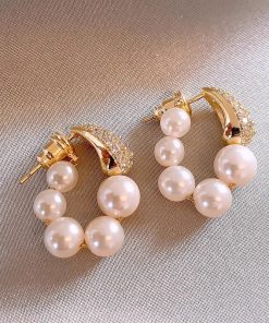 Rhinestone Pearl Earring