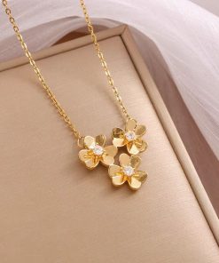 Flower Sweater Long Necklace