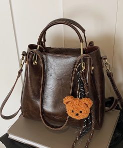 Newest Handbag, 20*13cm