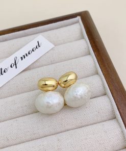 Elegant Pearl Drop Earring