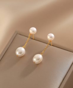 Shiny Earring for Women