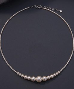 Fashionable and elegant neckalce