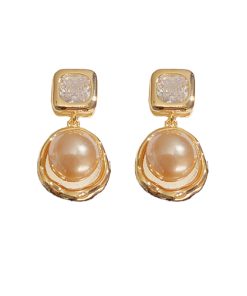 Pearl Drop Earring
