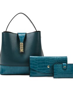 Retro classic, super practical shoulder bag set