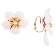 Simple Sweet Flower Earrings