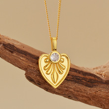 Heart neckklace