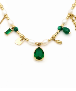 Minimalist and Fashionable Pearl Necklace for Women