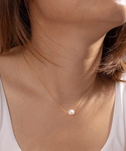 Simple Classic Women's Necklace
